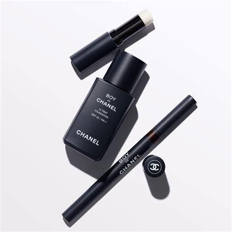 chanel boy 彩妝|boy de chanel makeup pencil.